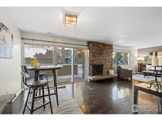 Photo #4: 979061 Listing 