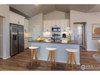 Photo #2: 979073 Listing 