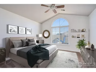 Photo #2: 979136 Listing