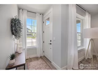 Photo #3: 979137 Listing