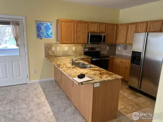 Photo #4: 979221 Listing 