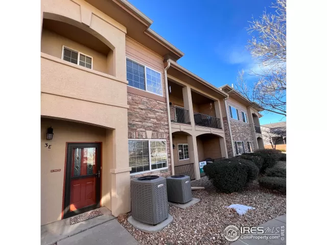 MLS: 979320 Condo For Sale