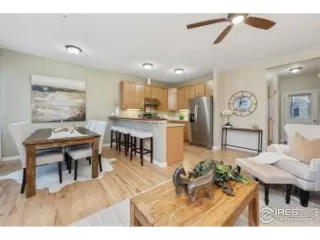 Photo #5: 979323 Listing 