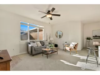 Photo #2: 979370 Listing