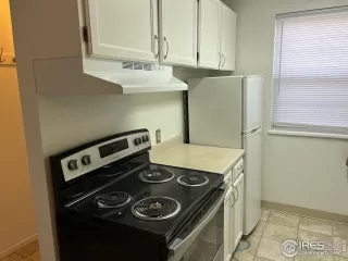 Photo #3: 979383 Listing