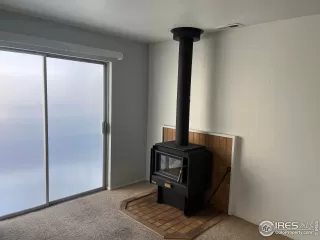 Photo #4: 979383 Listing