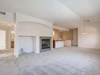 Photo #3: 979404 Listing