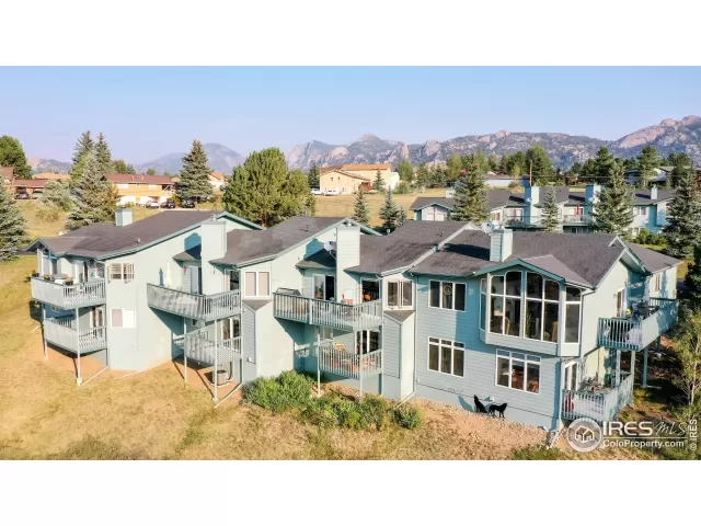 MLS: 979407 Condo For Sale