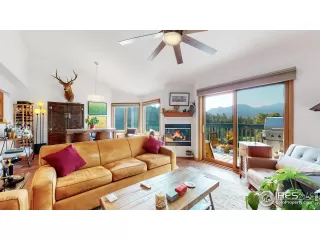 Photo #6: 979407 Listing