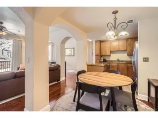 Photo #5: 9794179 Listing 