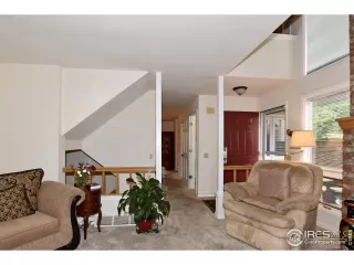 Photo #5: 979439 Listing