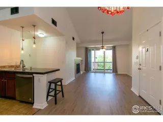 Photo #3: 979450 Listing