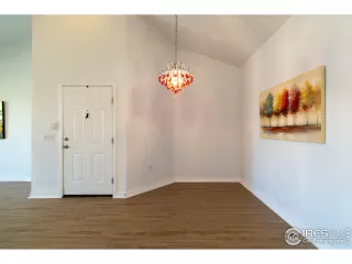 Photo #6: 979450 Listing