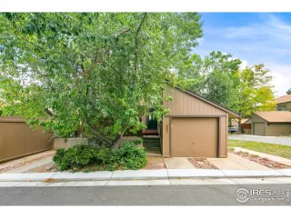 Photo #1: 979508 Listing