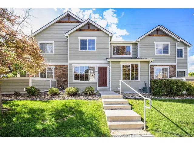 MLS: 9796146 Condo For Sale