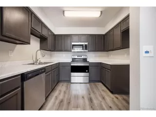 Photo #6: 9796146 Listing