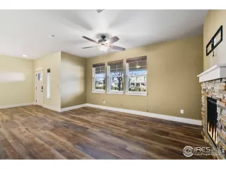 Photo #3: 979631 Listing