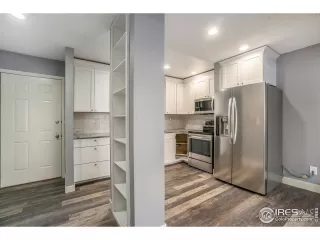 Photo #6: 979661 Listing