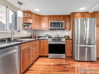 Photo #1: 979662 Listing