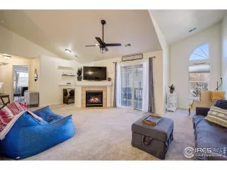 Photo #1: 979695 Listing