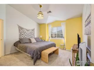 Photo #2: 979695 Listing