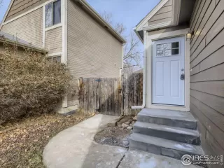 Photo #1: 979736 Listing