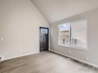 Photo #4: 979736 Listing