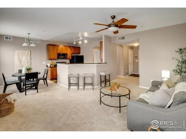 MLS: 979750 Condo For Sale