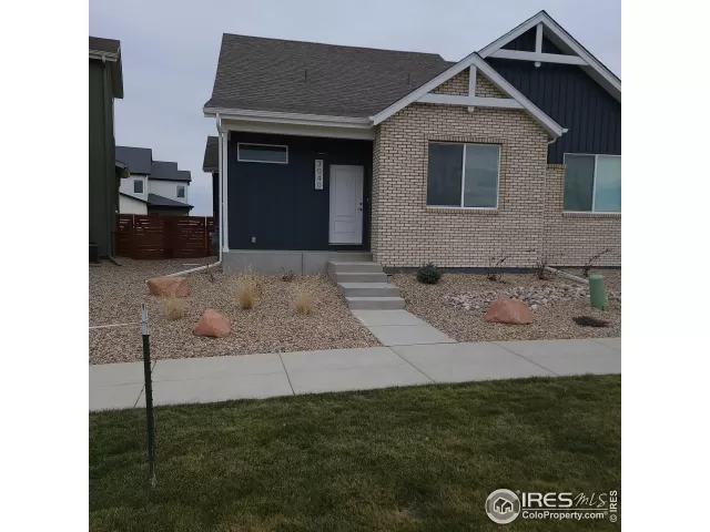 MLS: 979755 Condo For Sale