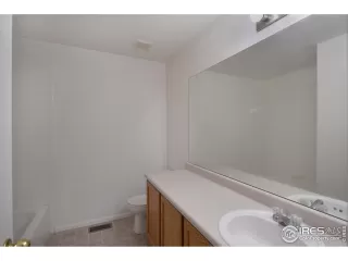 Photo #2: 979781 Listing