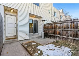 Photo #1: 979836 Listing