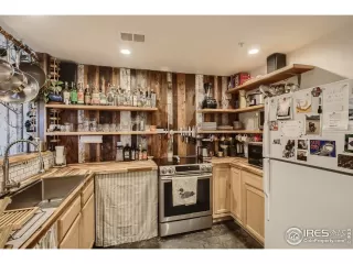 Photo #4: 979853 Listing