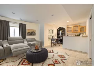 Photo #3: 979906 Listing 