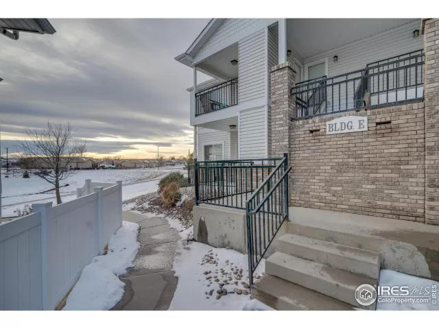 MLS: 979982 Condo For Sale