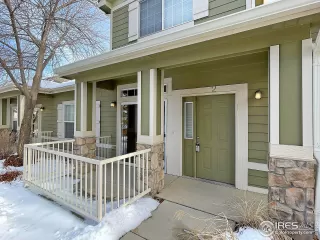 Photo #1: 980124 Listing