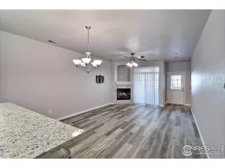 Photo #5: 980161 Listing