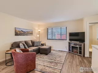 Photo #1: 980272 Listing