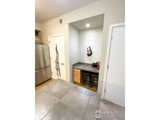 Photo #3: 980308 Listing 