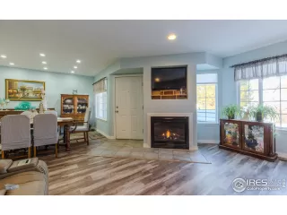 Photo #5: 980353 Listing