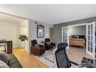 Photo #4: 980368 Listing 