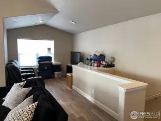 Photo #2: 980369 Listing