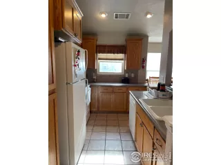 Photo #5: 980369 Listing