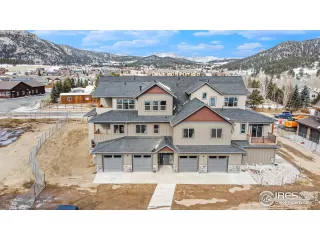 Photo #1: 980419 Listing