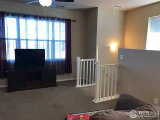 Photo #2: 980422 Listing