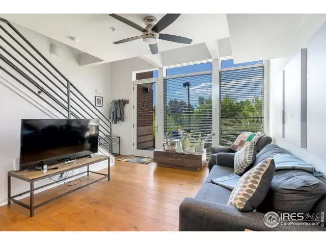 MLS: 980471 Condo For Sale