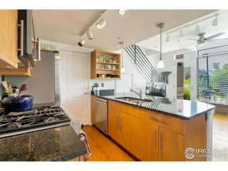 Photo #6: 980471 Listing 