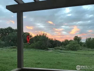 Photo #5: 980493 Listing