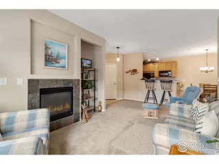 Photo #4: 980511 Listing 