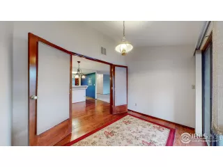 Photo #6: 980545 Listing