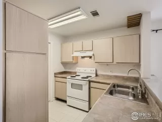 Photo #3: 980583 Listing